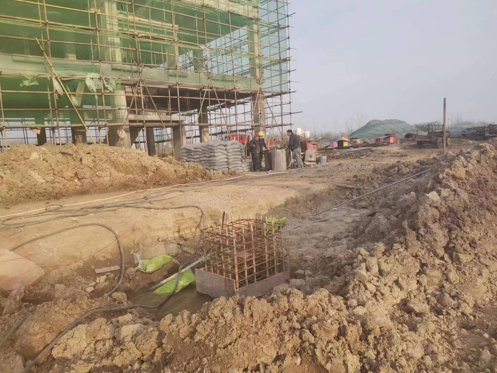 扶绥当桥梁出现裂缝的时候应该及时加固修补